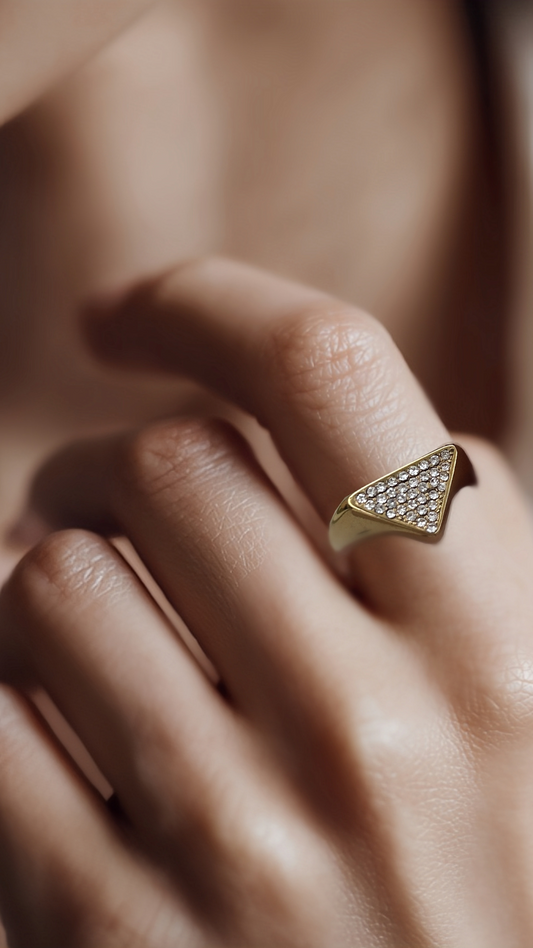 “Verta” Triangle Pavé Ring