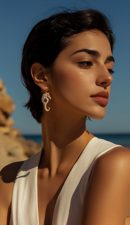 Marella series ｜gold-plated seahorse and pearl asymmetric earrings